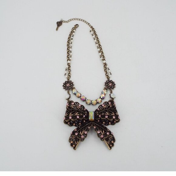 Betsey Johnson Large Bow Pink Crystal Rhinestone Faux Pearl Statement Necklace - Picture 3 of 10